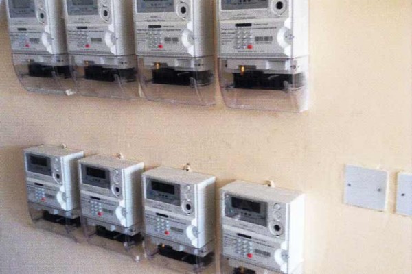 http://bomislimited.com/en/wp-content/uploads/2016/09/INSTALLATION-OF-PREPAID-METERS-600x400.jpg